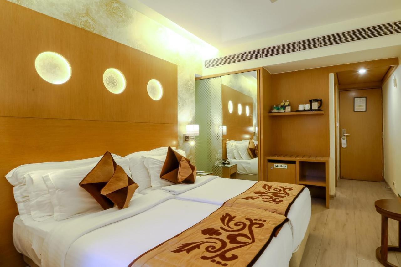 Hotel Salida Del Sol Panaji Zewnętrze zdjęcie