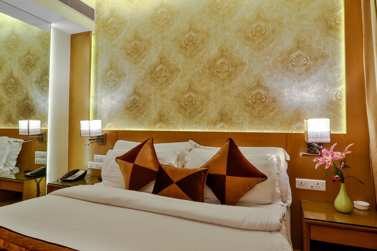 Hotel Salida Del Sol Panaji Zewnętrze zdjęcie